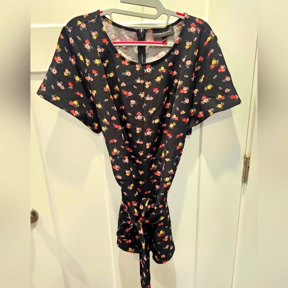 Lane Bryant Women’s 16 Black Floral Tie Waist Blouse Short Sleeve Stretch Top